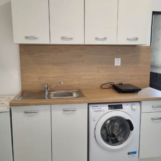 Pren�jom pr�jemn�ho 1-izbov�ho bytu � Bratislava � Vraku�a, Hradsk� - Majersk� H�ad�te �tuln� a moderne zariaden� byt v pokojnej �asti Bratislavy