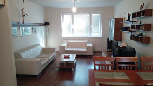 Pren�jom 4-izbov�ho bytu � Jir�skova ulica, Bratislava 