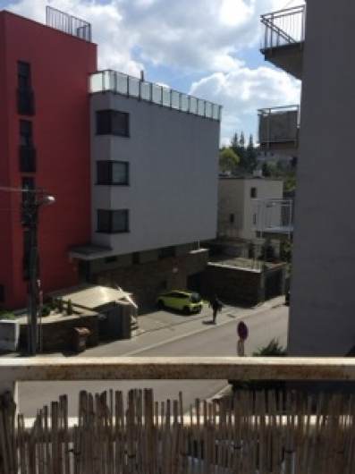 Prenjom 2 izbovho bytu na Uhrovej ulic, Kramre. Byt je v 10 ronej novostavbe., 2 poschodie, 55m2, loggia, pivnica
