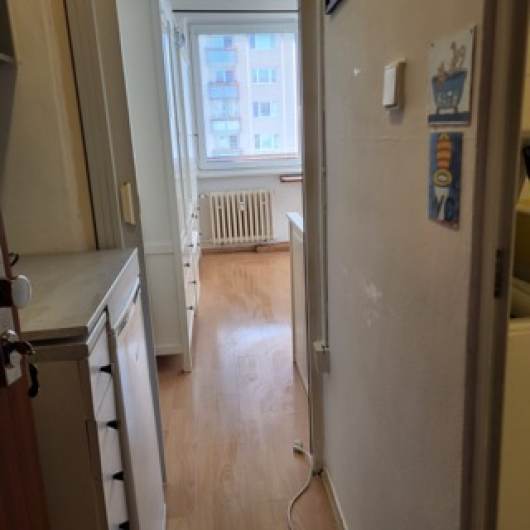 Pren�jom gars�nky � Ja��kova ulica, Bratislava 