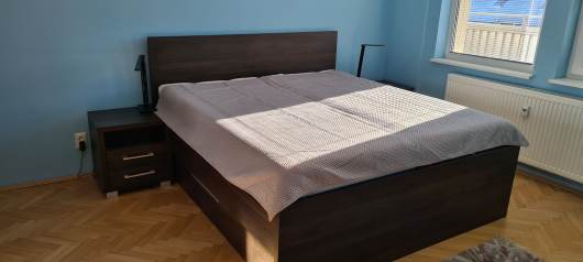 Prenjmu slnenho 2 izbovho bytu po kompletnej rekontrukcii v blzkosti Raianskeho mta na Kyjevskej ulici.