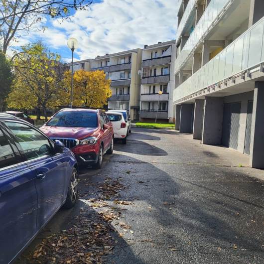  Predaj slnenho 4 izbovho bytu vo vbornej lokalite v Ra
