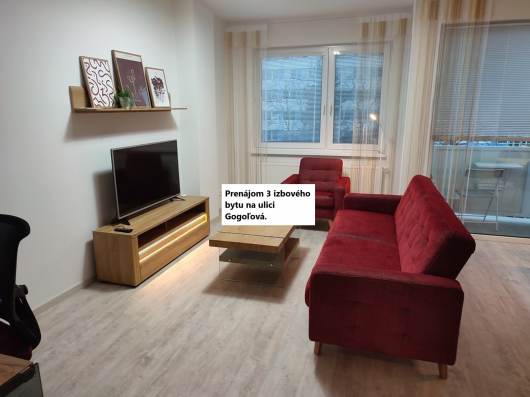Realitn kancelria Realadr s.r.o.  Prenjom nadtandardnho a zariadenho 3 izbovho bytu (80m2) v Petralke, Gogoov ulica 